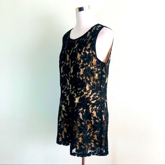 Open back black lace  romper - Picture 3 of 7
